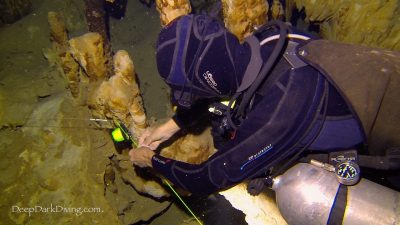 Installation du dévidoir de saut, Cenote Minotauro