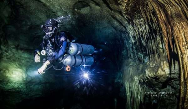 Stage Cave diving