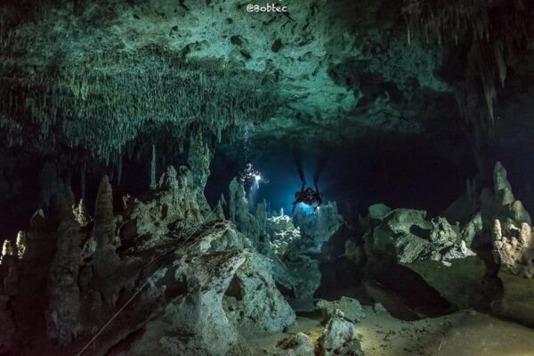 cenote cave diving -cave diving Training - Mexico