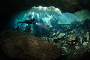 Cenote Chac Mool - Cenote Diving